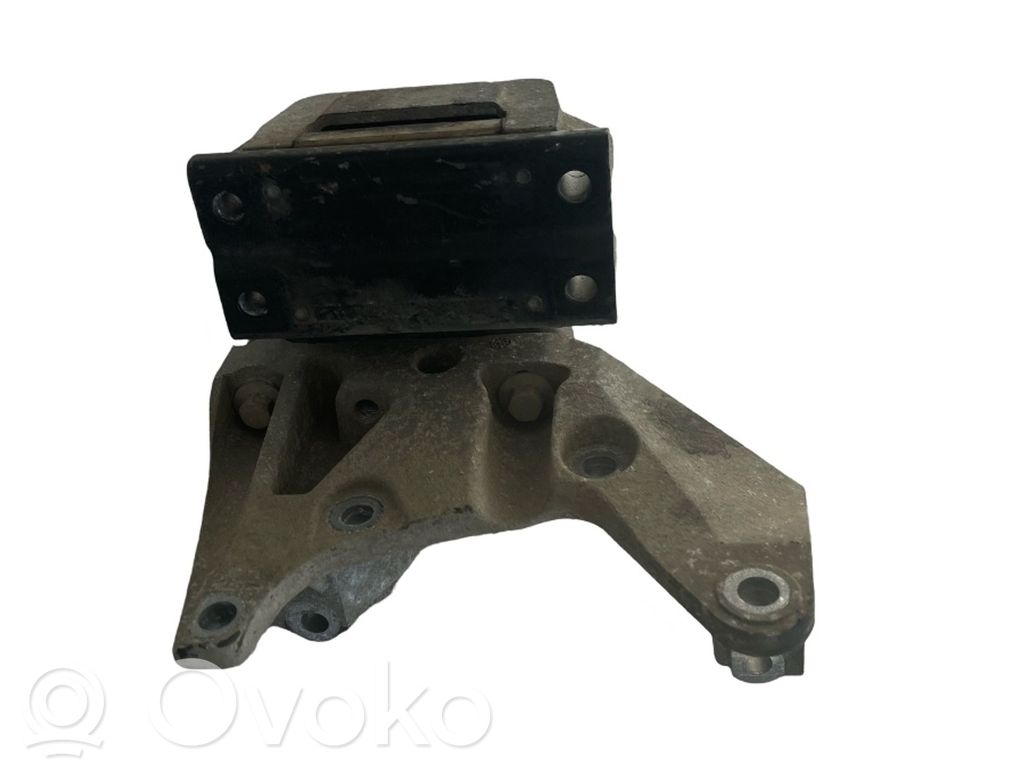 Moottorin kiinnikekorvake   BK217M124BA