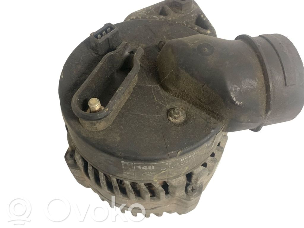 BMW 5 E39 Alternador 