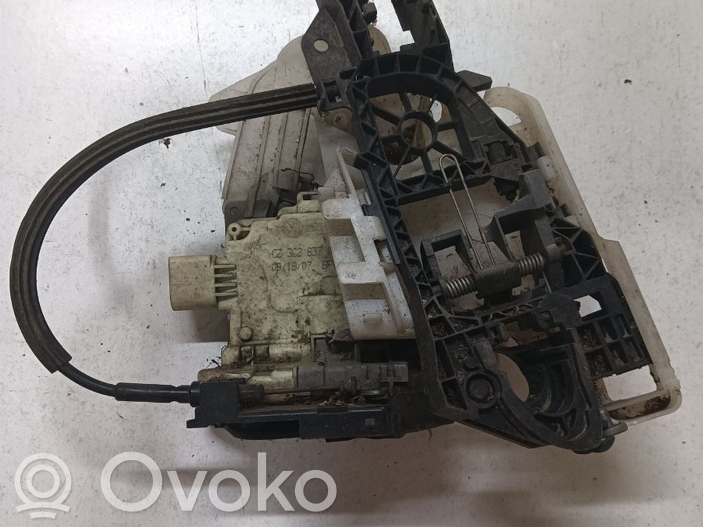 Volkswagen PASSAT B6 Încuietoare ușă față 