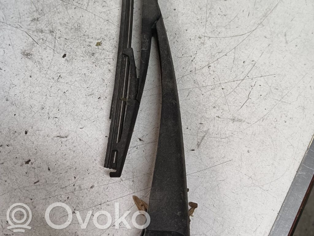 Tailgate/trunk/boot lid   737001H000