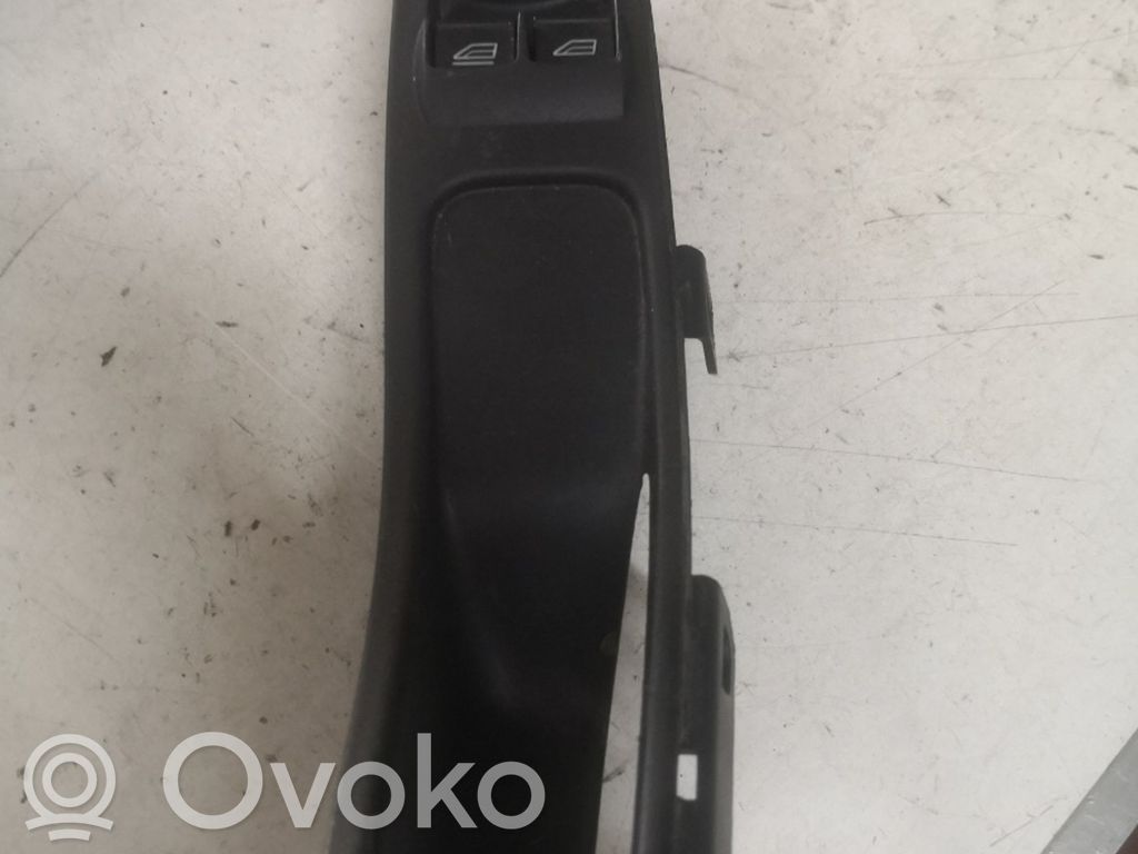 Ford Focus Electric window control switch 