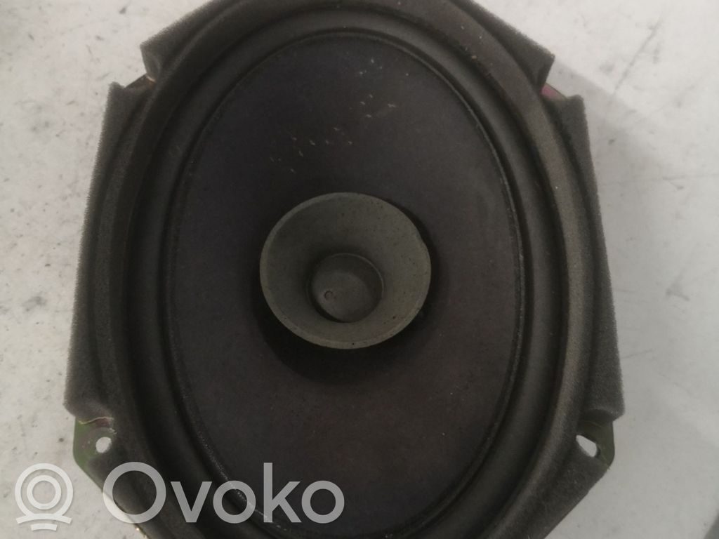 Etuoven kaiutin   3M8118808CA