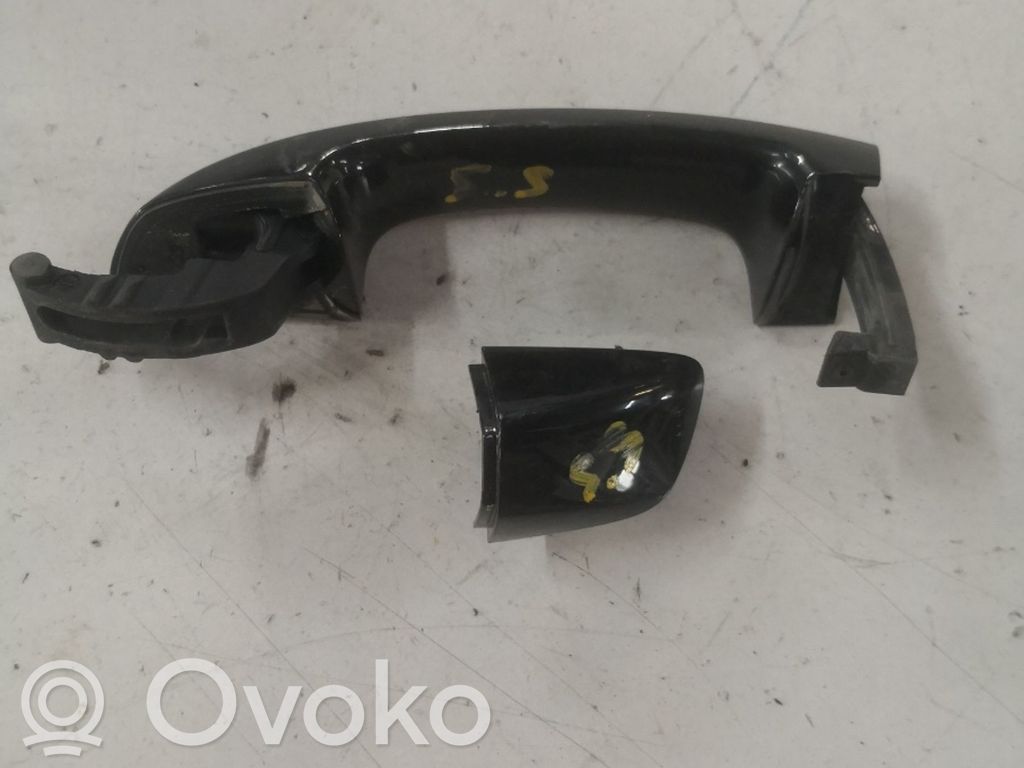 Manecilla externa puerta delantera   1K8837209