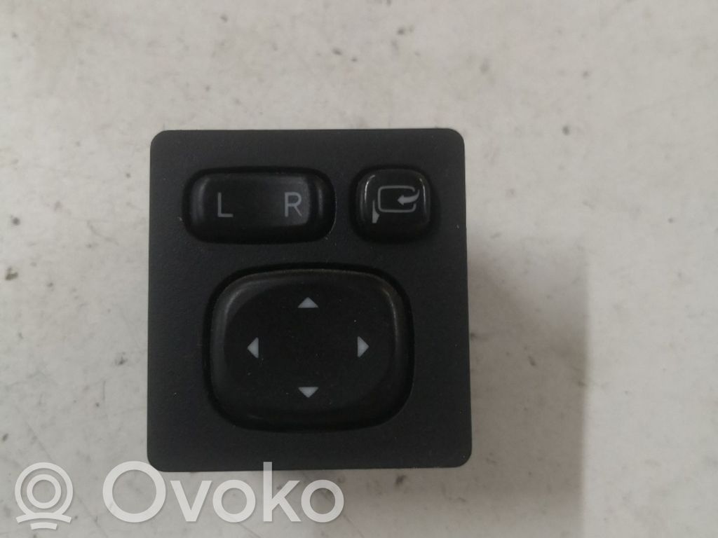 Toyota Land Cruiser (J200) Przycisk regulacji lusterek bocznych 