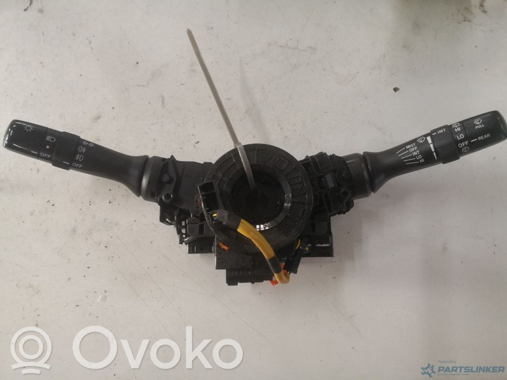 Manetka / Przełącznik kierunkowskazów   42100F220