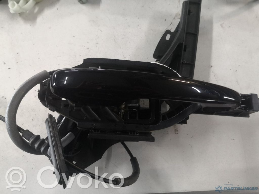 Ford Focus Front door lock 