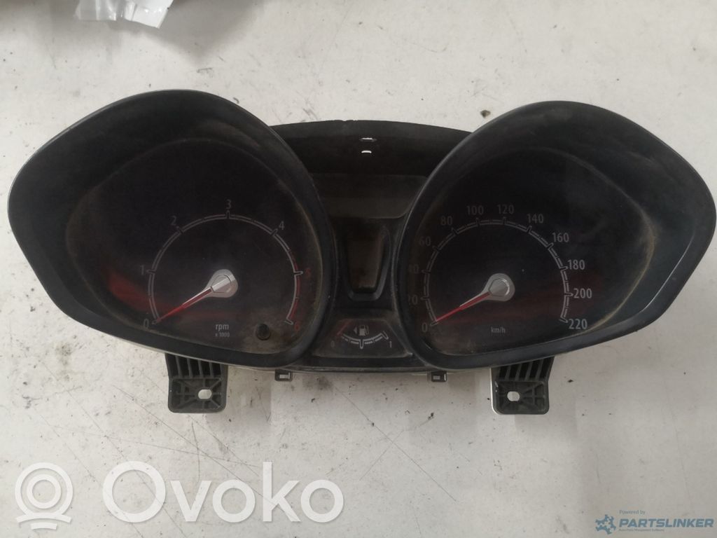 Laikrodis   VP8A6F10894AA