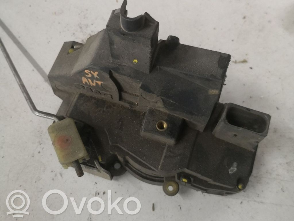 Etuoven lukko