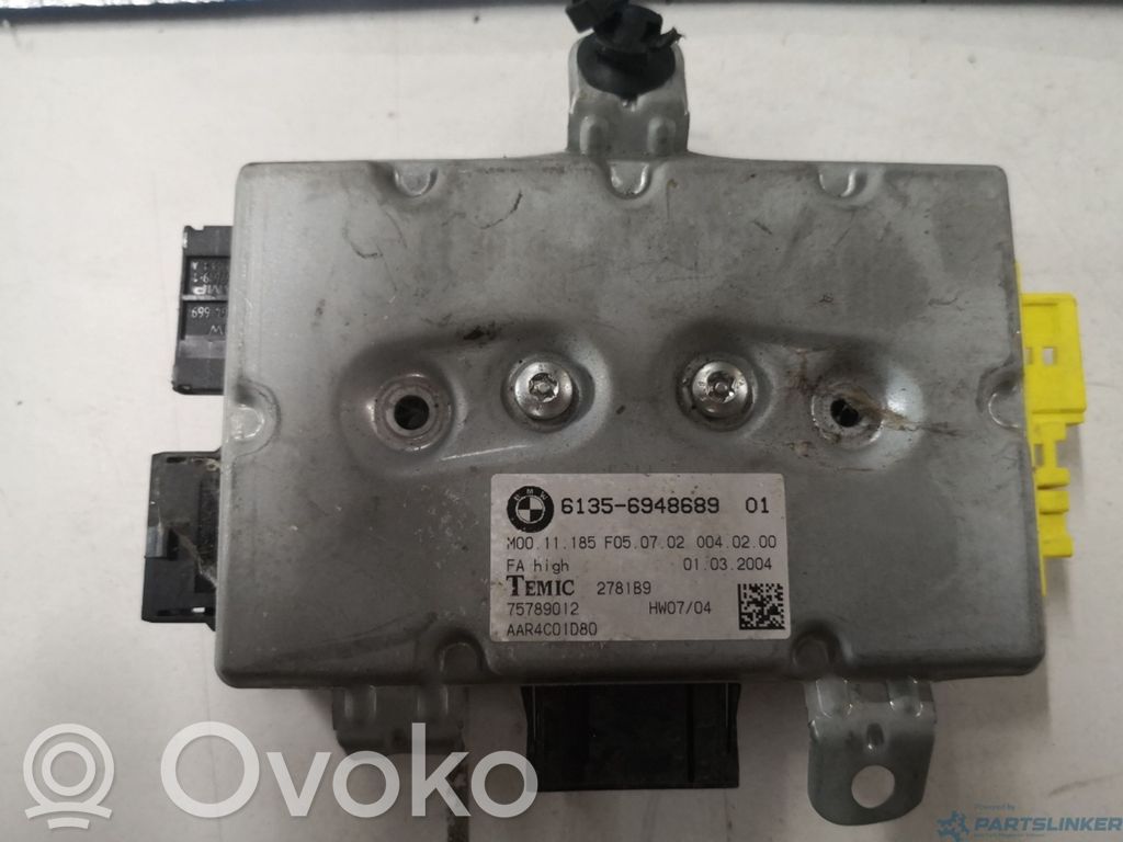 Turvatyynyn ohjainlaite/moduuli   61356948689
