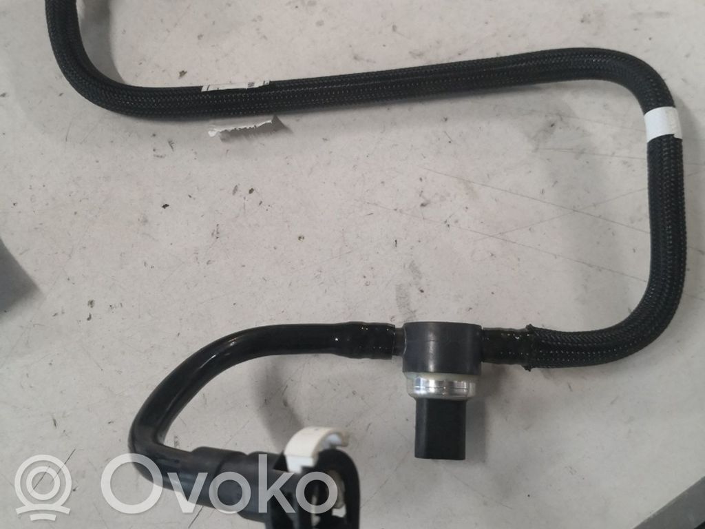 Sensor de presión de combustible   FU5A9F972AB