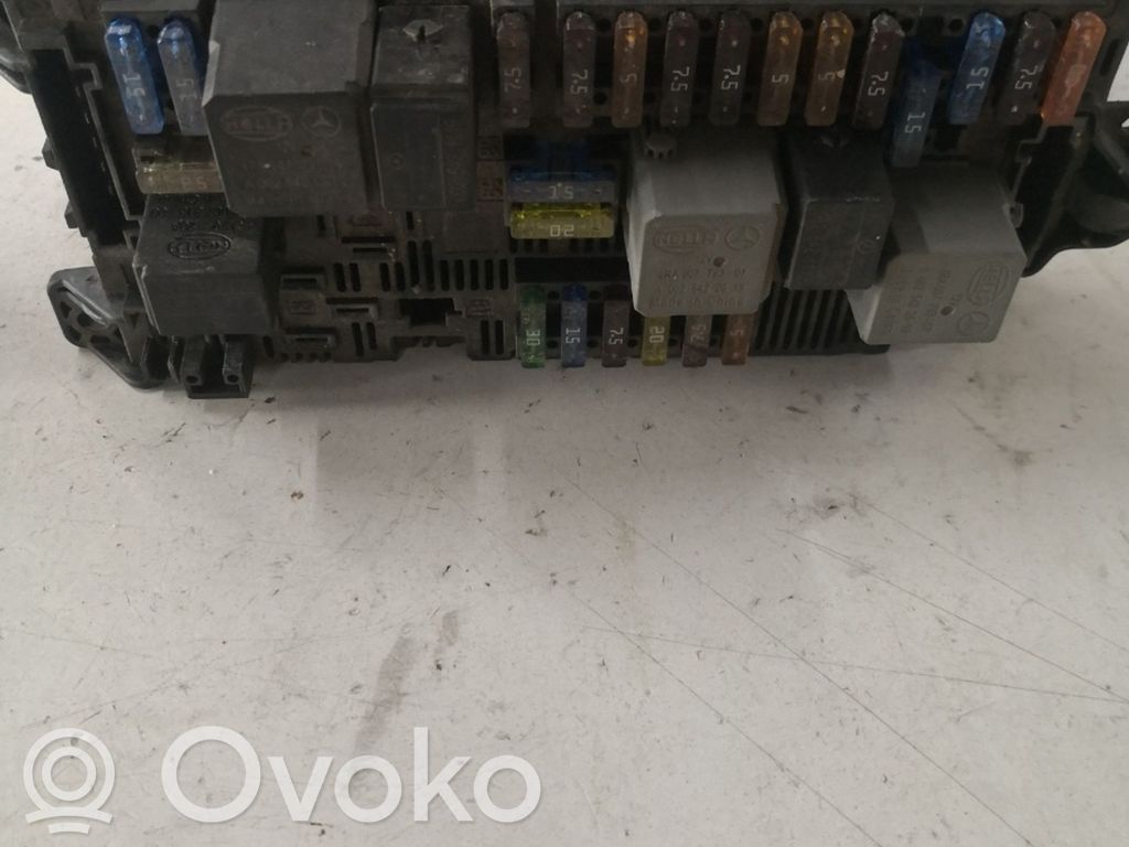 Módulo de fusible   2115459001