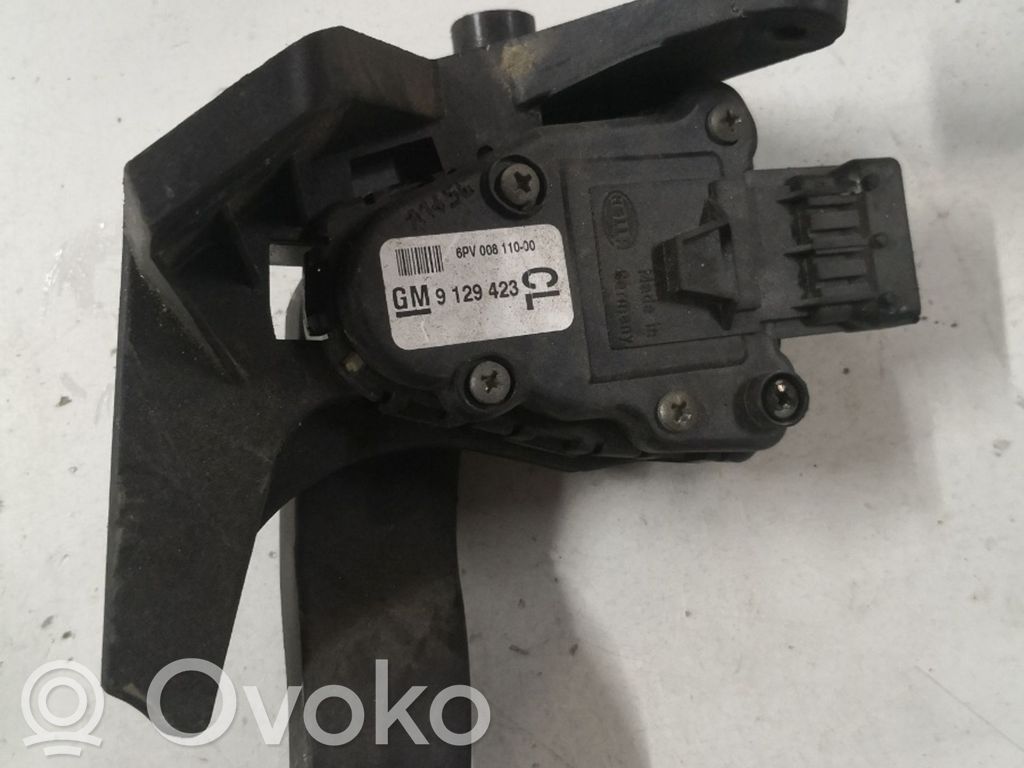 Pedal del acelerador   9129423
