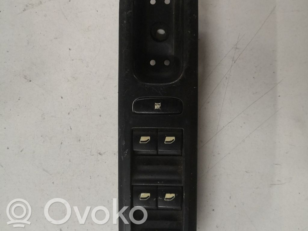 Peugeot 407 Electric window control switch 