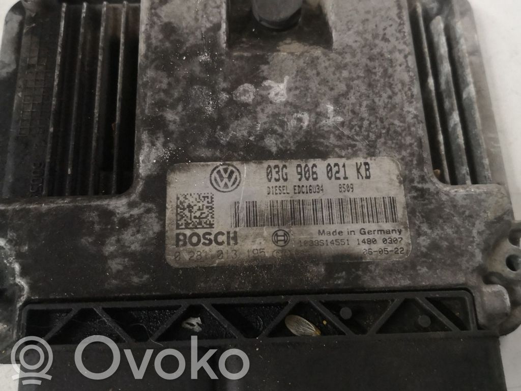 Volkswagen Touran I Komputer / Sterownik ECU silnika 