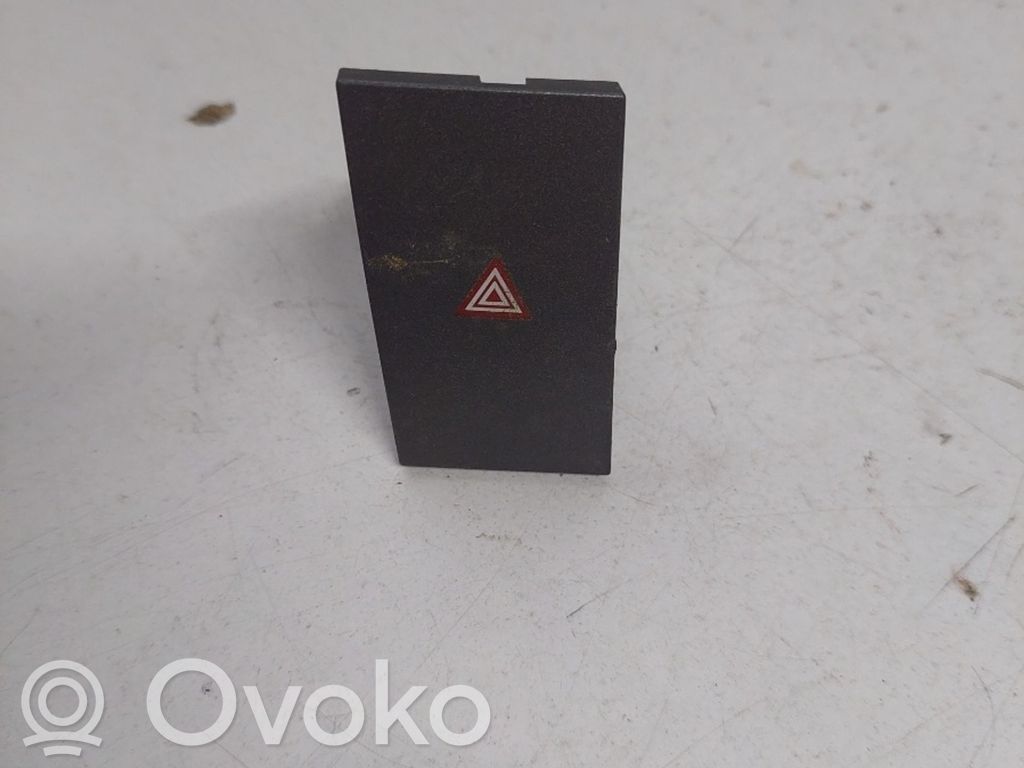 Hazard light switch   13138255