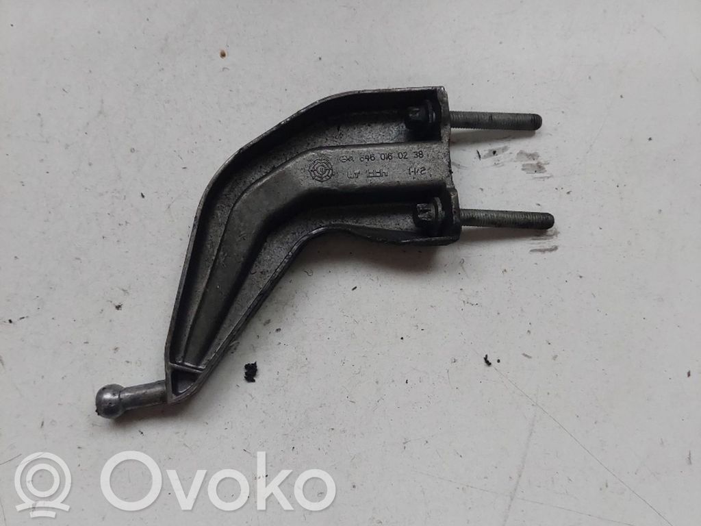 Engine mount bracket   A6460160238