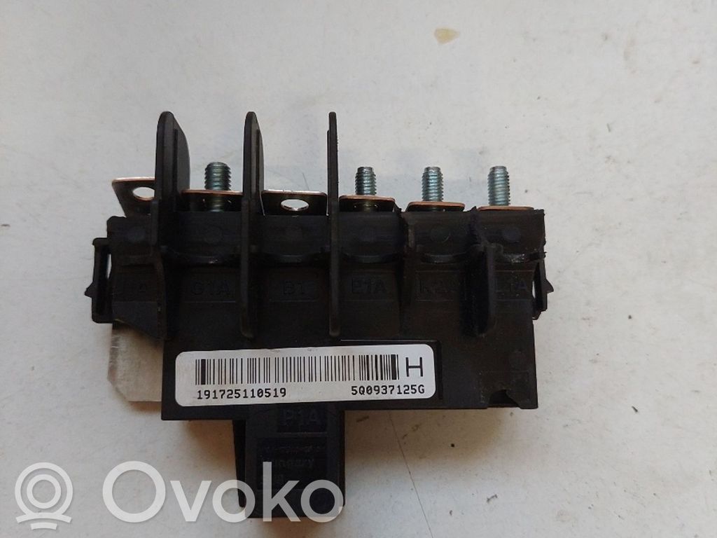 Fusible   5Q0937629C