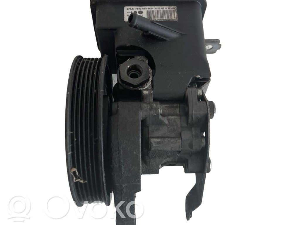 Ohjaustehostimen pumppu   7693974101