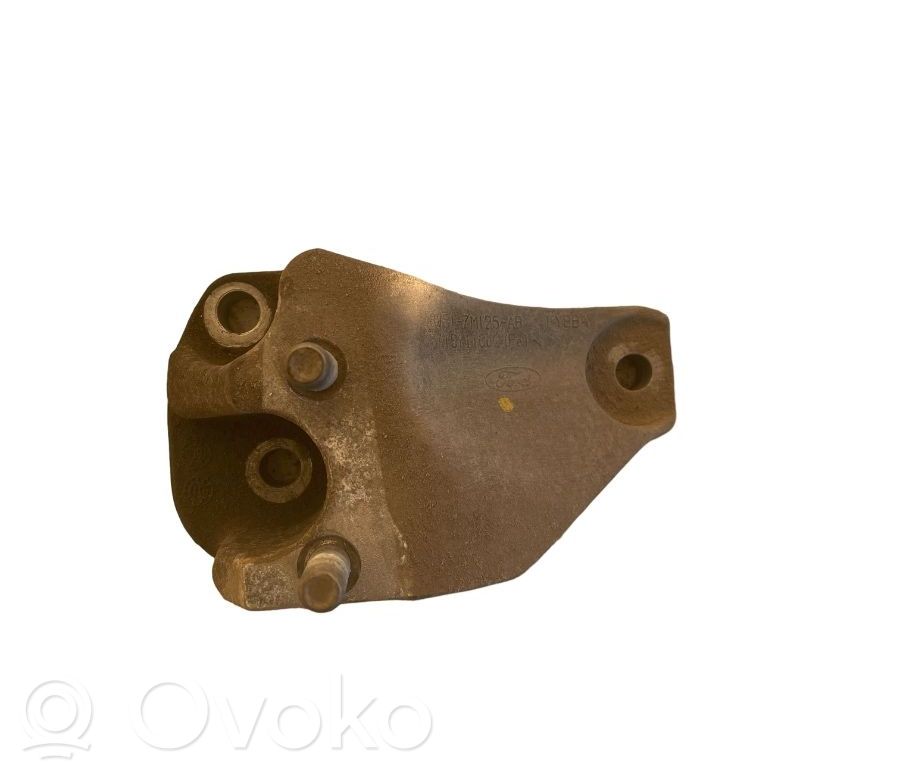 Ford Fiesta Gearbox mounting bracket 