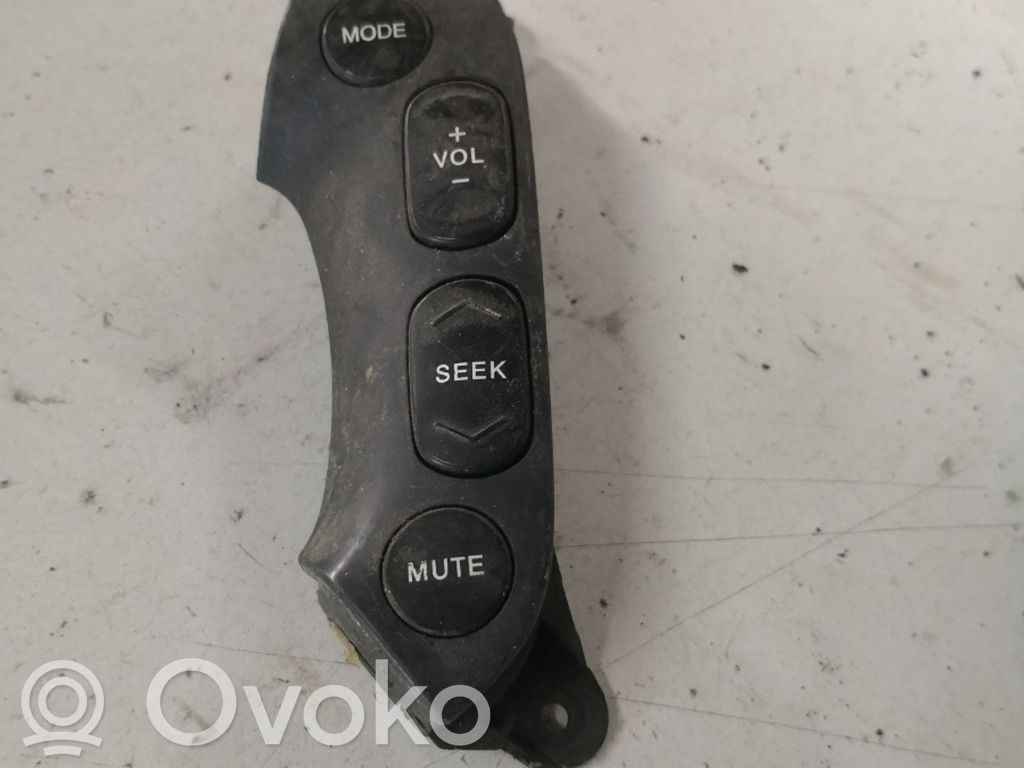 Ohjauspyörä   967002B050