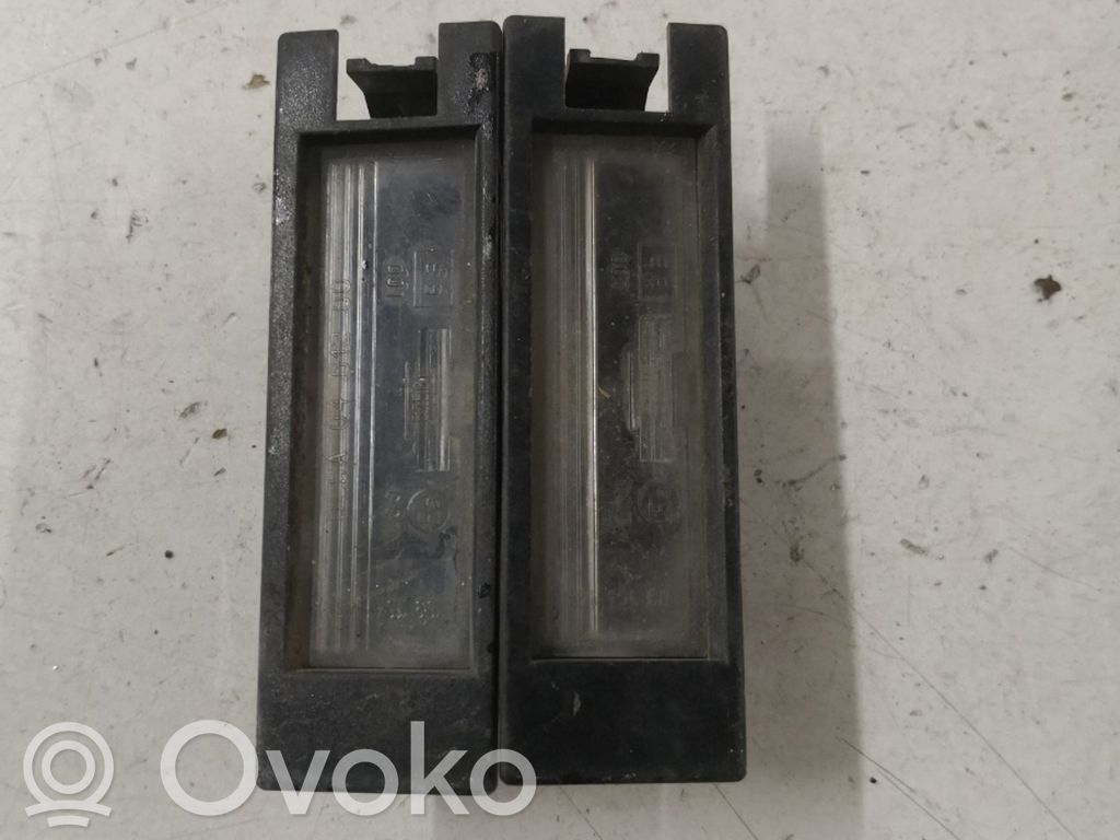Opel Corsa C Éclairage de plaque d'immatriculation 