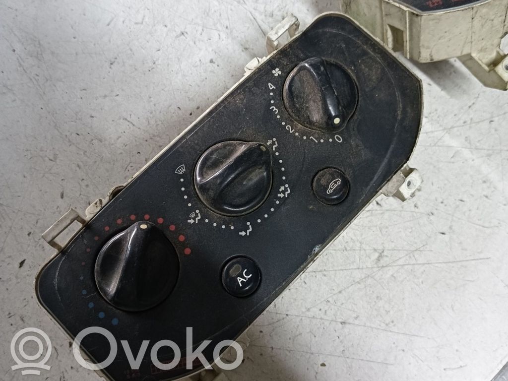 Renault Clio II Climate control unit 