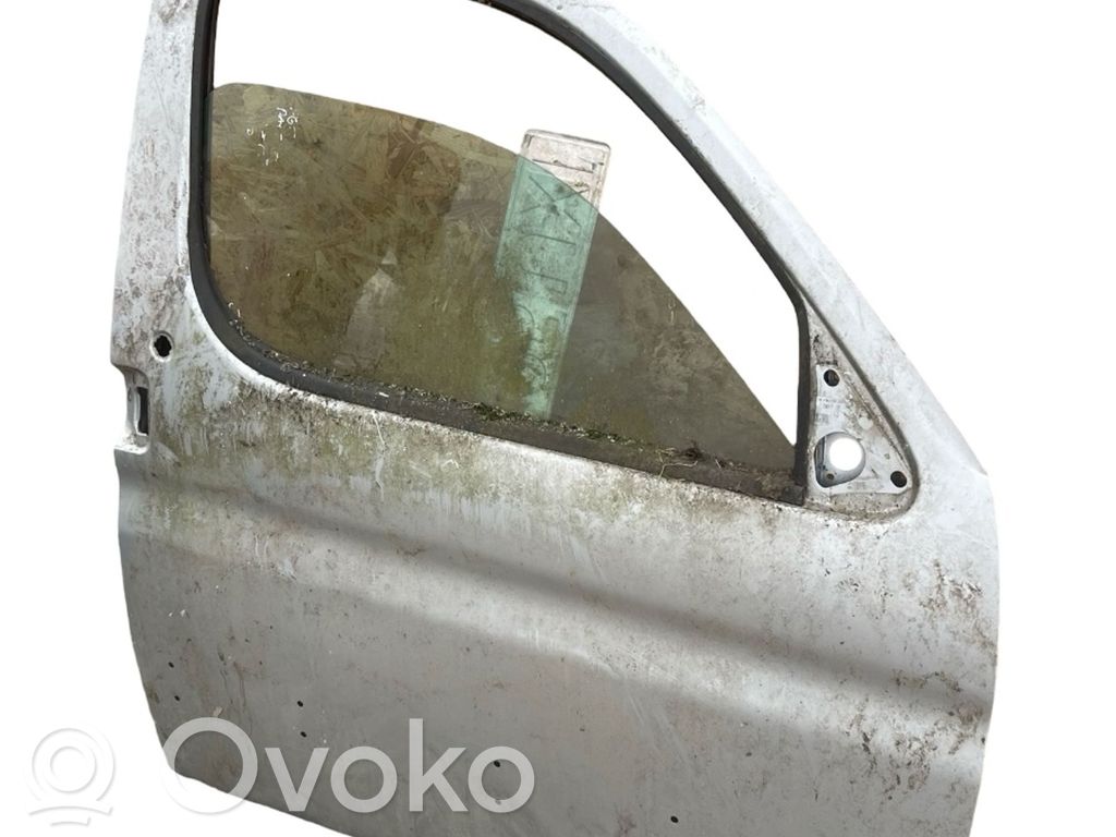 Peugeot Partner Priekinės durys 