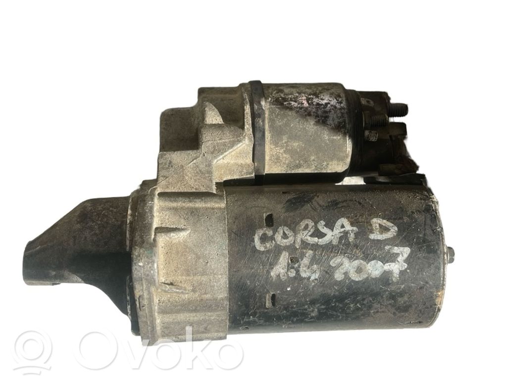 Opel Corsa D Starteris 