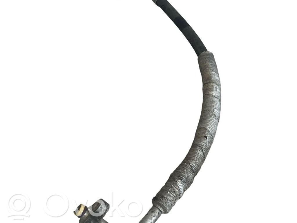 Ilmastointilaitteen putki (A/C)   1K0820721