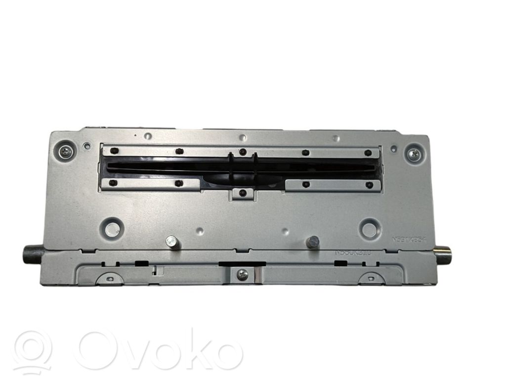 Mercedes-Benz C W205 Panel / Radioodtwarzacz CD/DVD/GPS 