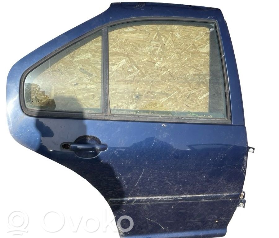 Volkswagen Bora Puerta trasera 