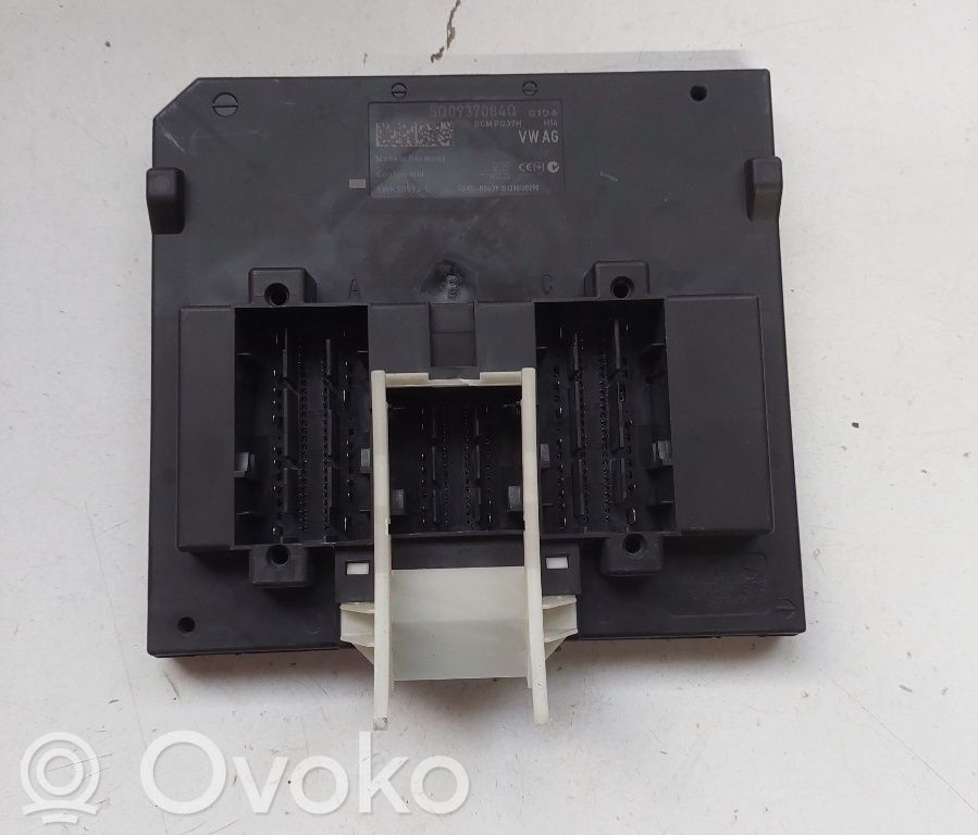 Module confort   5Q0937084A