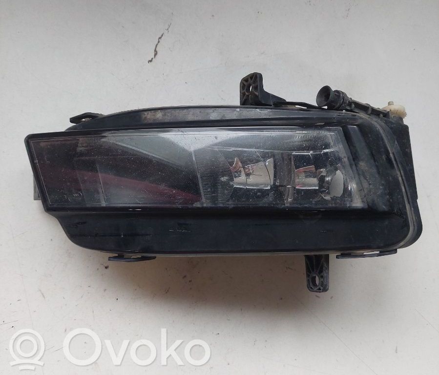 Etusumuvalo   5G0941662D