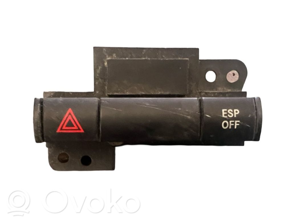 Botón interruptor de luz de peligro