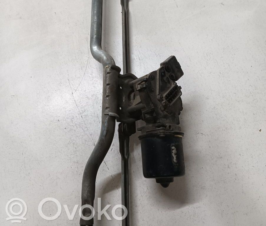 Renault Clio II Etupyyhkimen vivusto ja moottori 