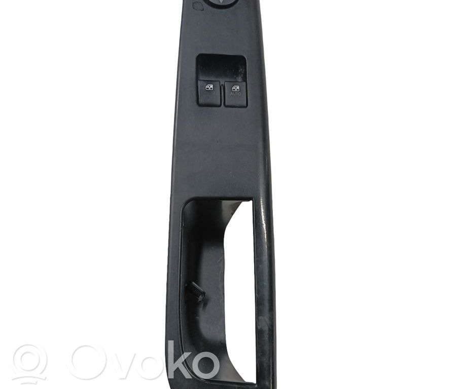 Electric window control switch   935701H020