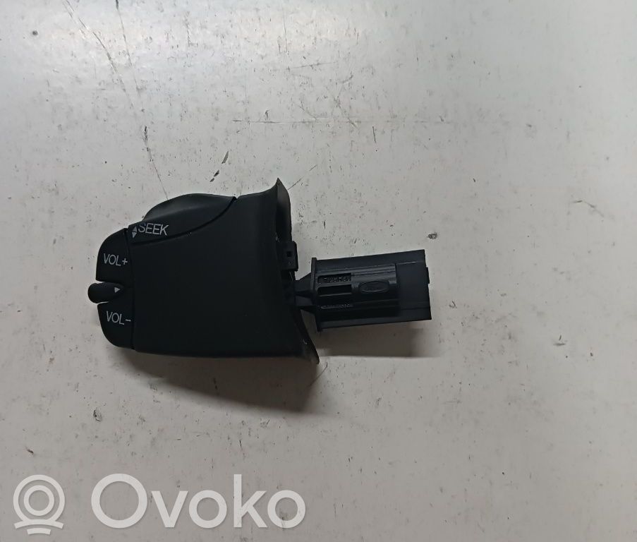 Ford Focus Boutons / interrupteurs volant 