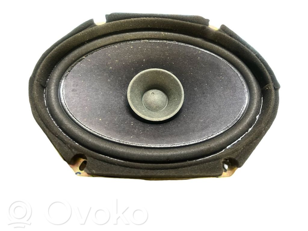 Etuoven kaiutin   GJ6A66960