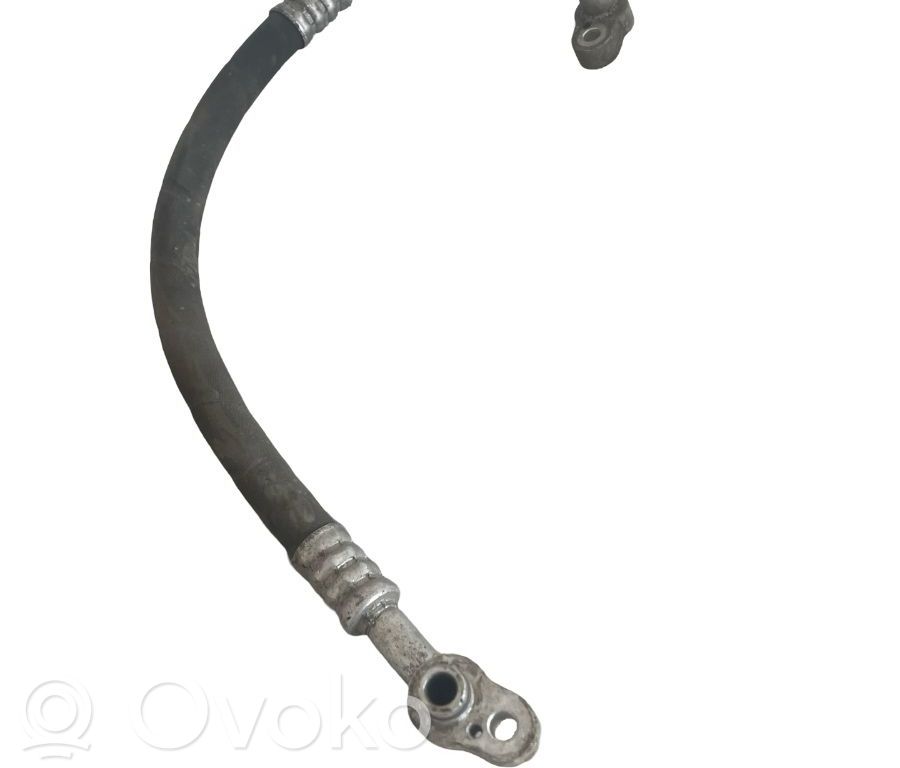 Ilmastointilaitteen putki (A/C)   6R0820721E