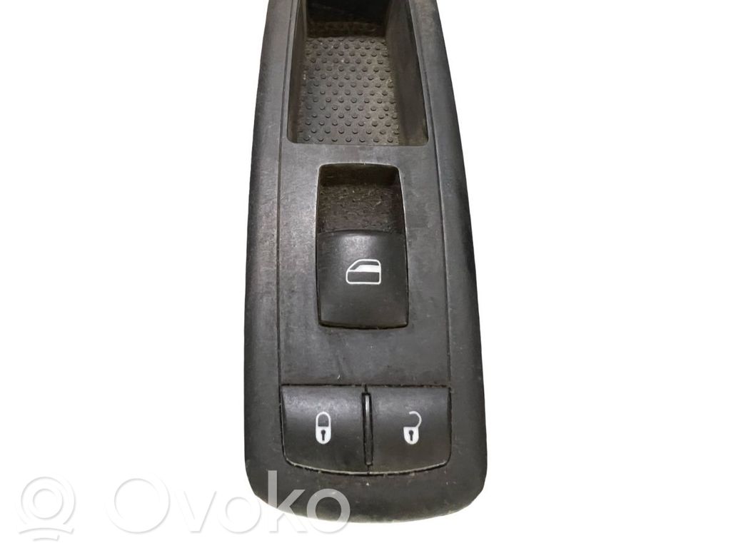 Electric window control switch   03125200