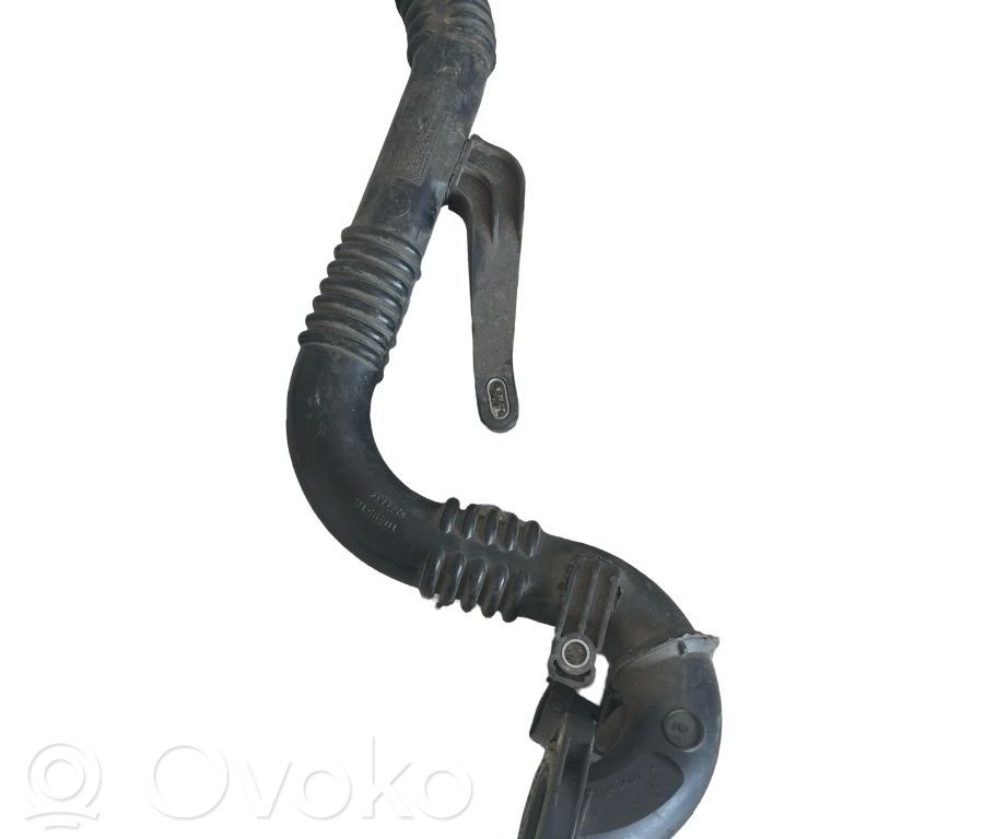 Renault Clio IV Furtun/conductă intercooler 