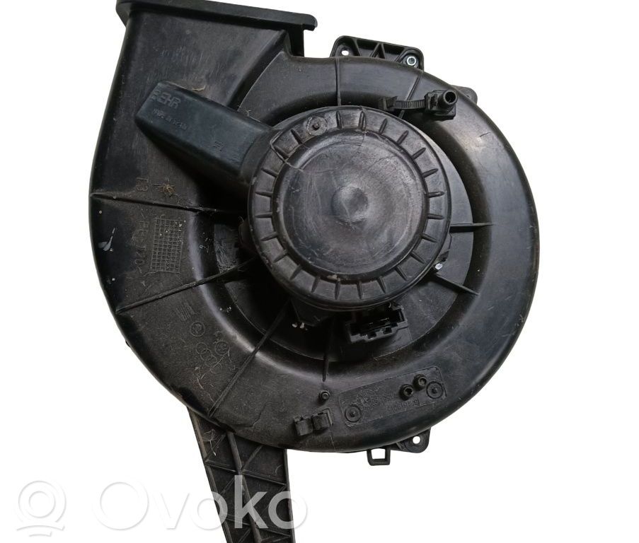 Lämmittimen puhallin   6R1819015