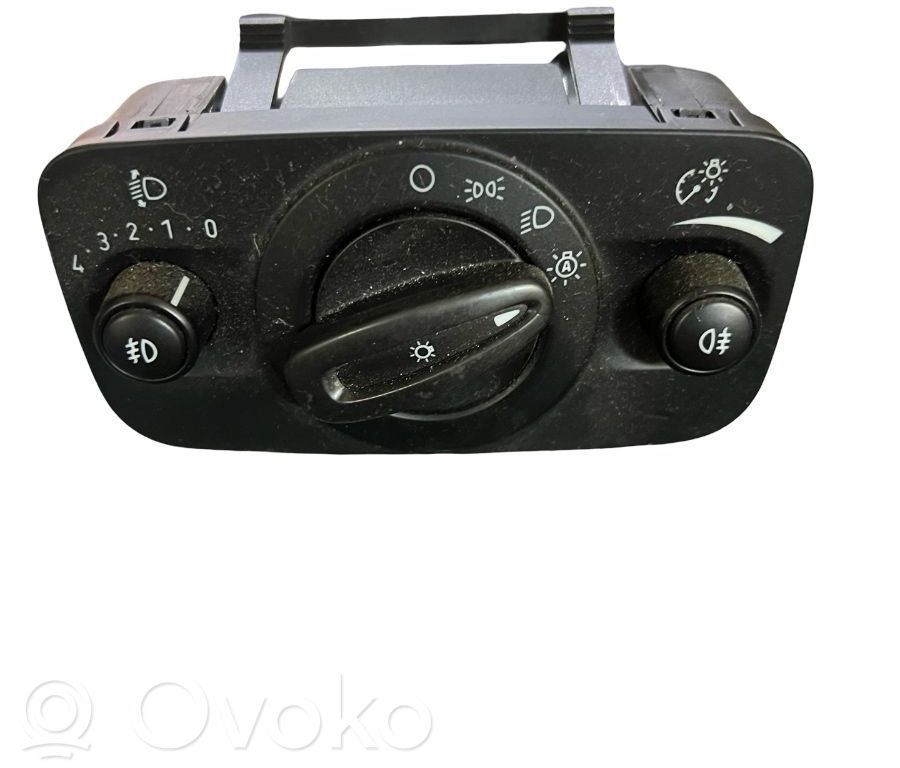 Lichtschalter   10099412