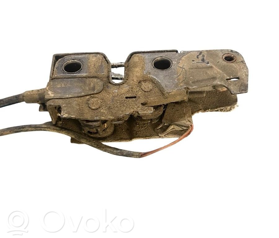 Volkswagen Golf V Pokrywa przednia / Maska silnika 