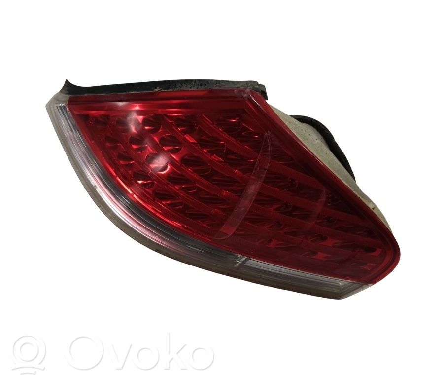 Rear/tail lights   7170976