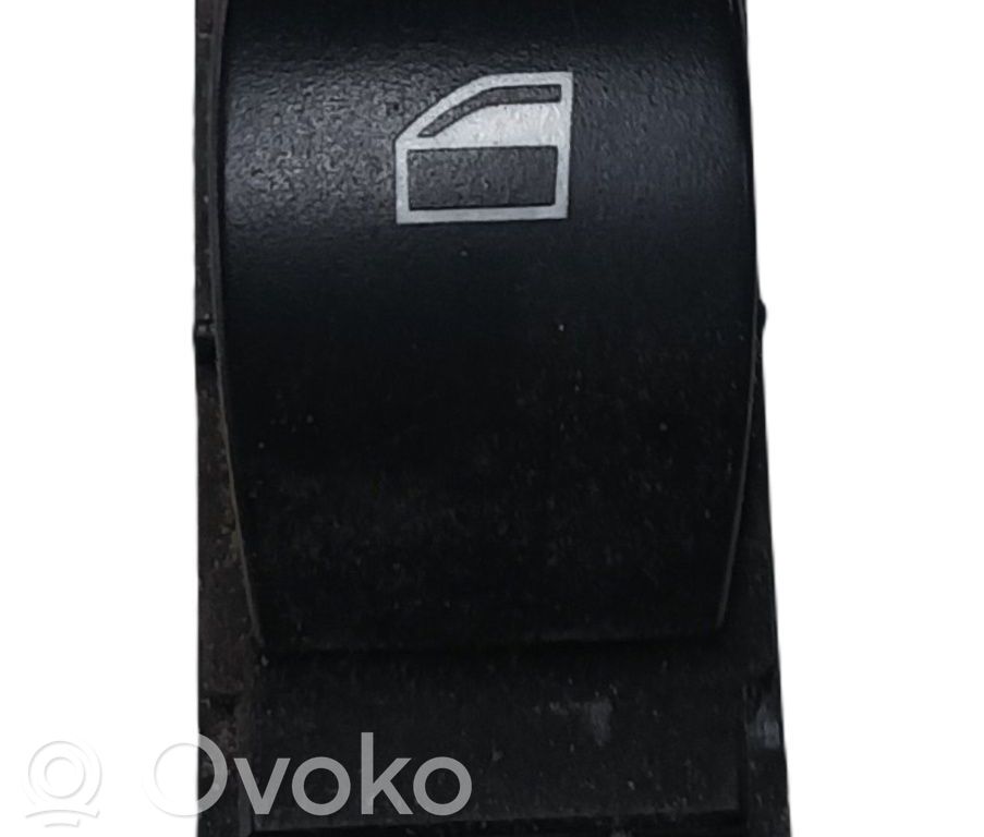 Przyciski szyb   6945876