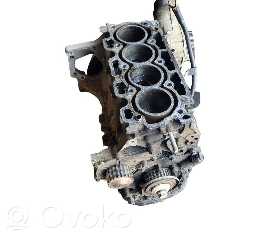 Engine block   7V2Q6007AB
