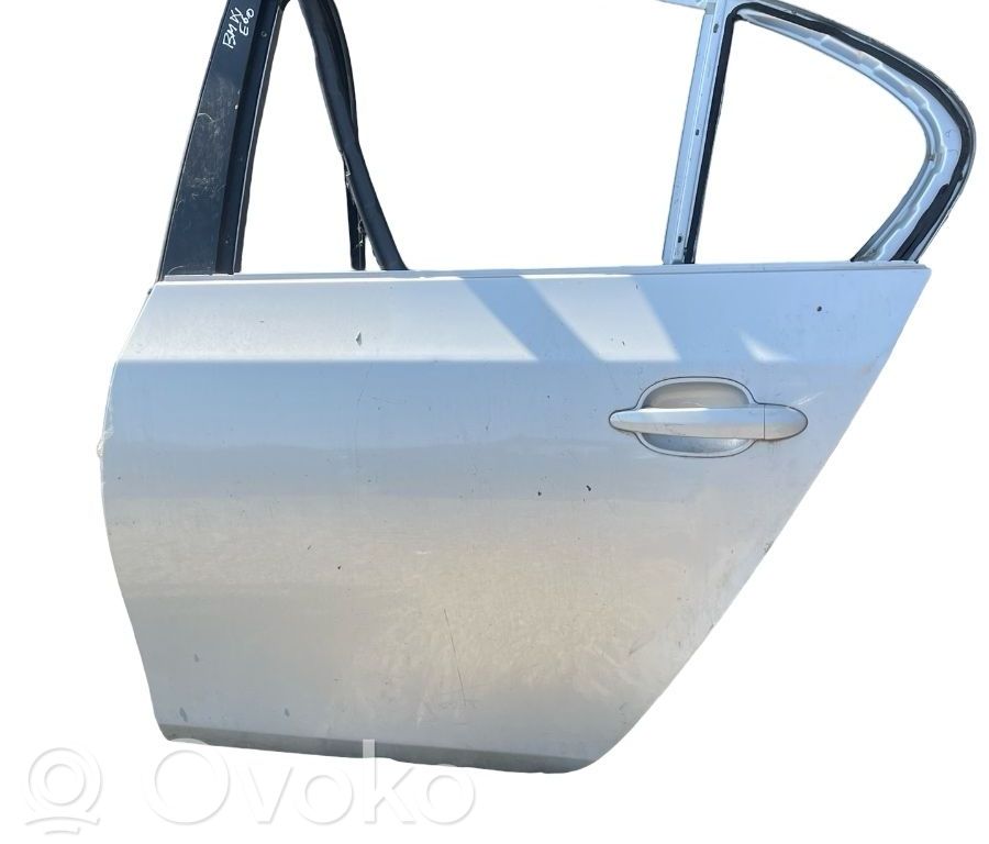 BMW 5 E60 E61 Portiera posteriore 