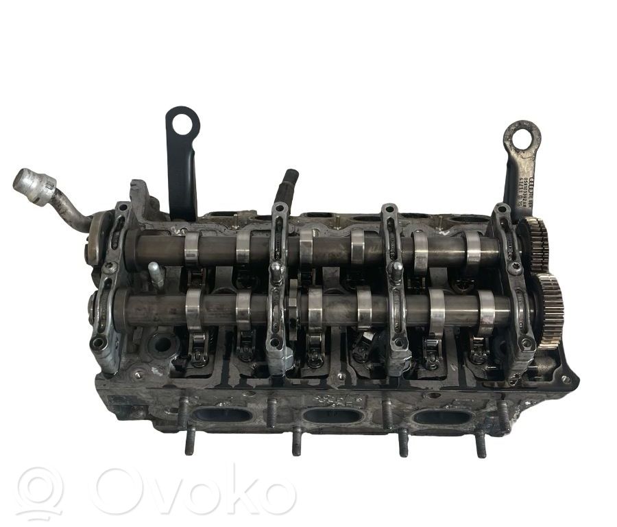 Volkswagen Touareg II Chiulasă motor 