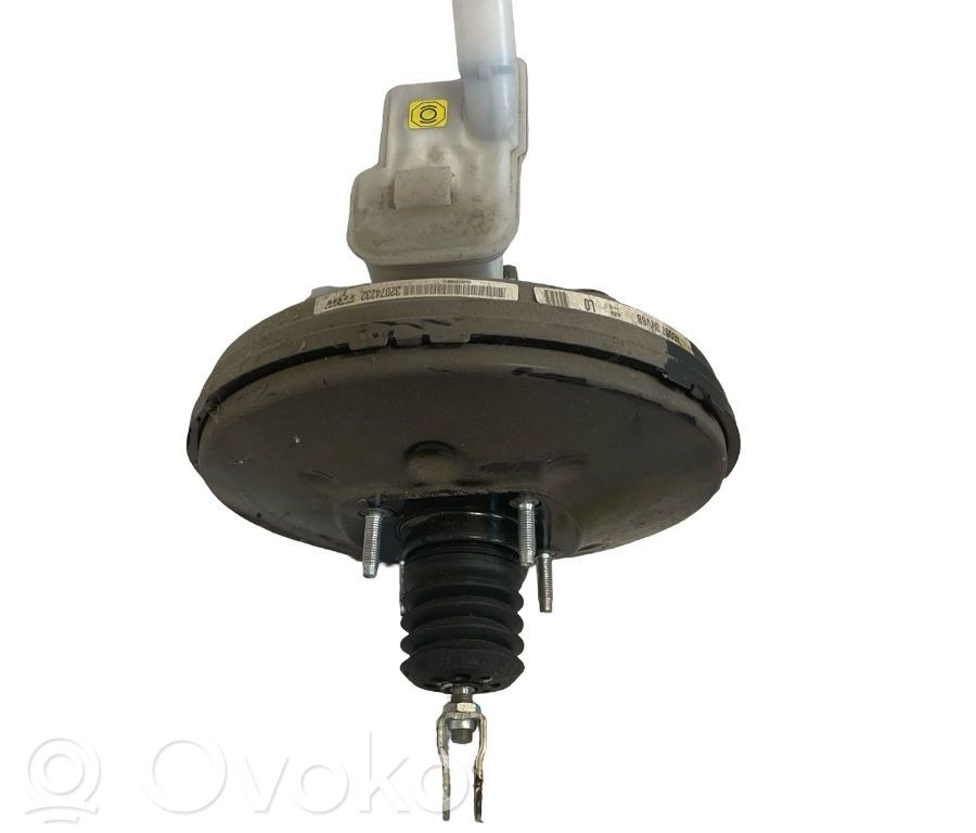Nissan Note (E12) Servofreno 